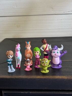 Nella The Princess Knight Set Of 8 Cake Toppers Toys Nickelodeon Trinket Clod